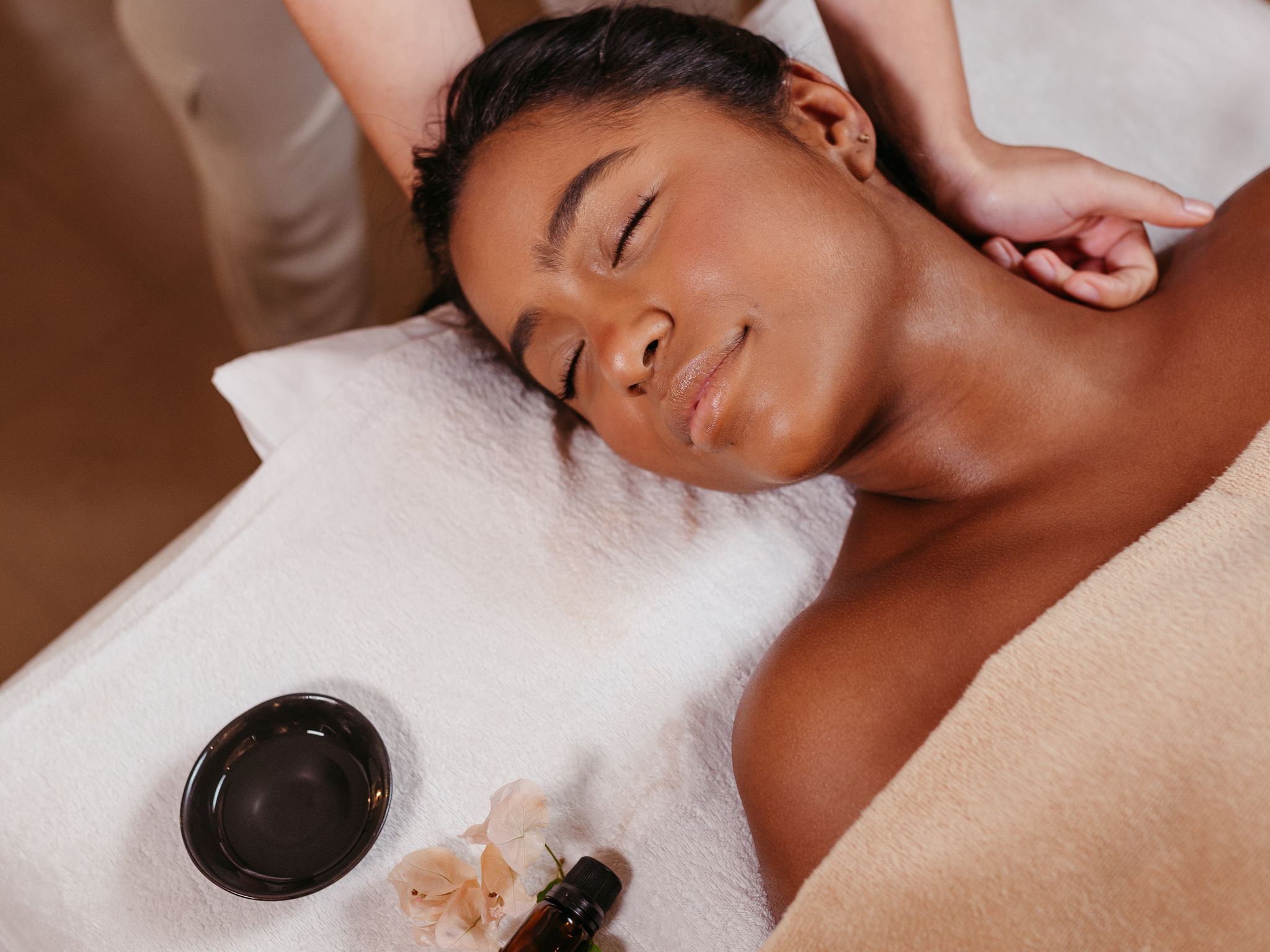 Calm spa treatment room