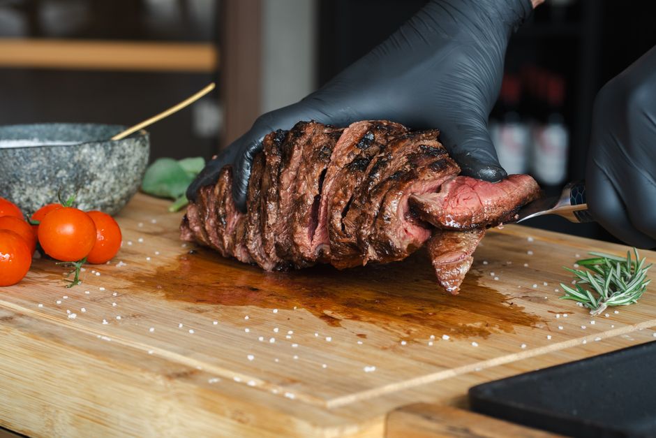 Tips Membuat Daging Rawon Empuk dan Tidak Alot Tips Membuat Daging Rawon Empuk dan Tidak Alot