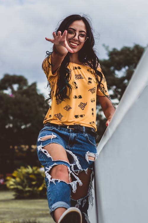 Free stock photo of beautiful woman, blue jeans, blur