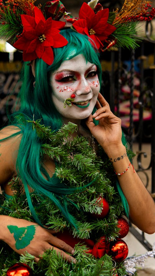 Foto profissional grátis de cabelo comprido, cabelo tingido, cabelo verde