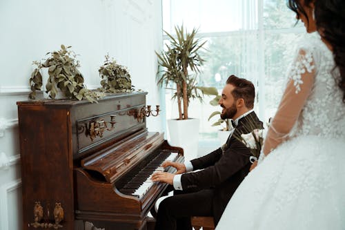 Foto profissional grátis de de pé, elegância, fotografia de casamento