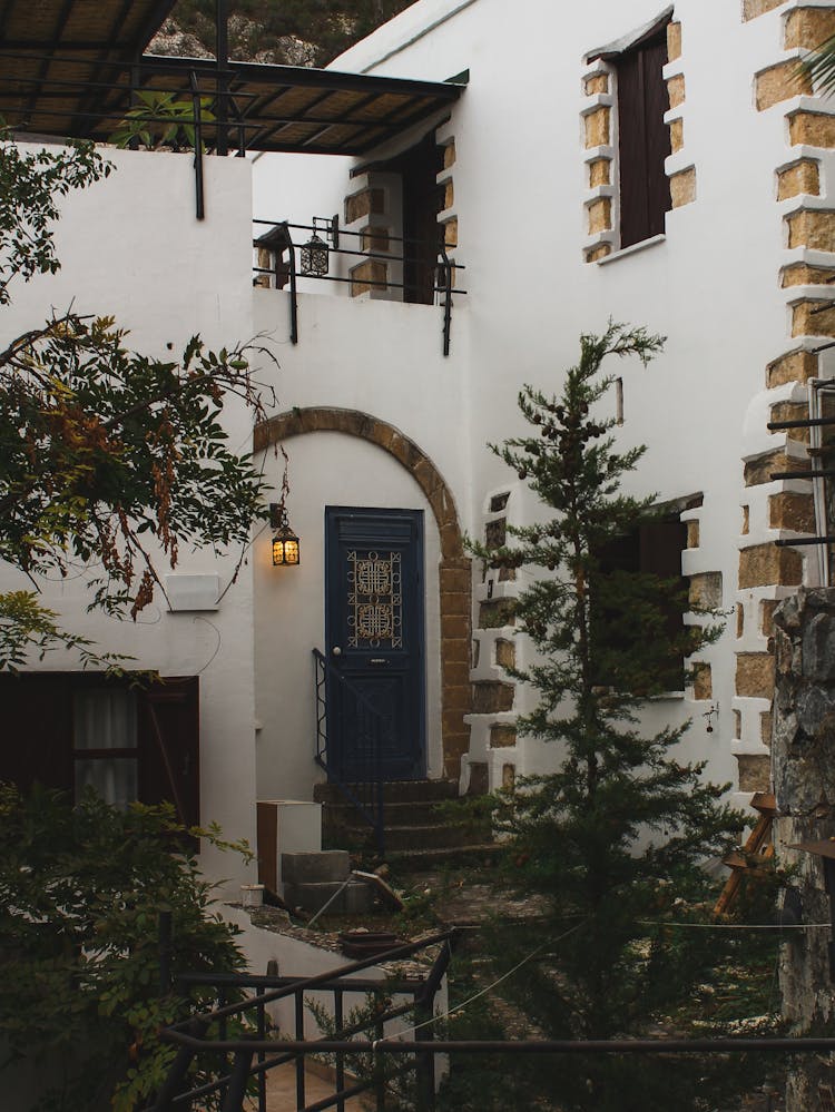 Entrance Of Elegant House