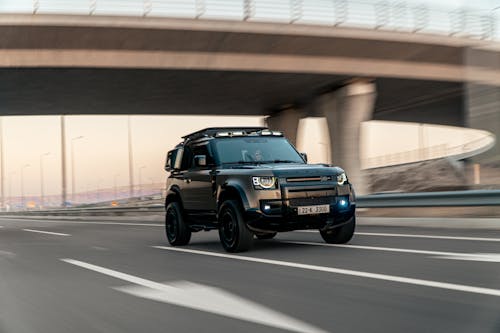 Land Rover Defender Urban on the Street 