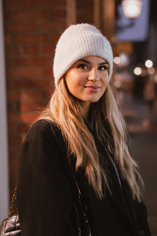 Fotos de stock gratuitas de gorro, invierno, mujer