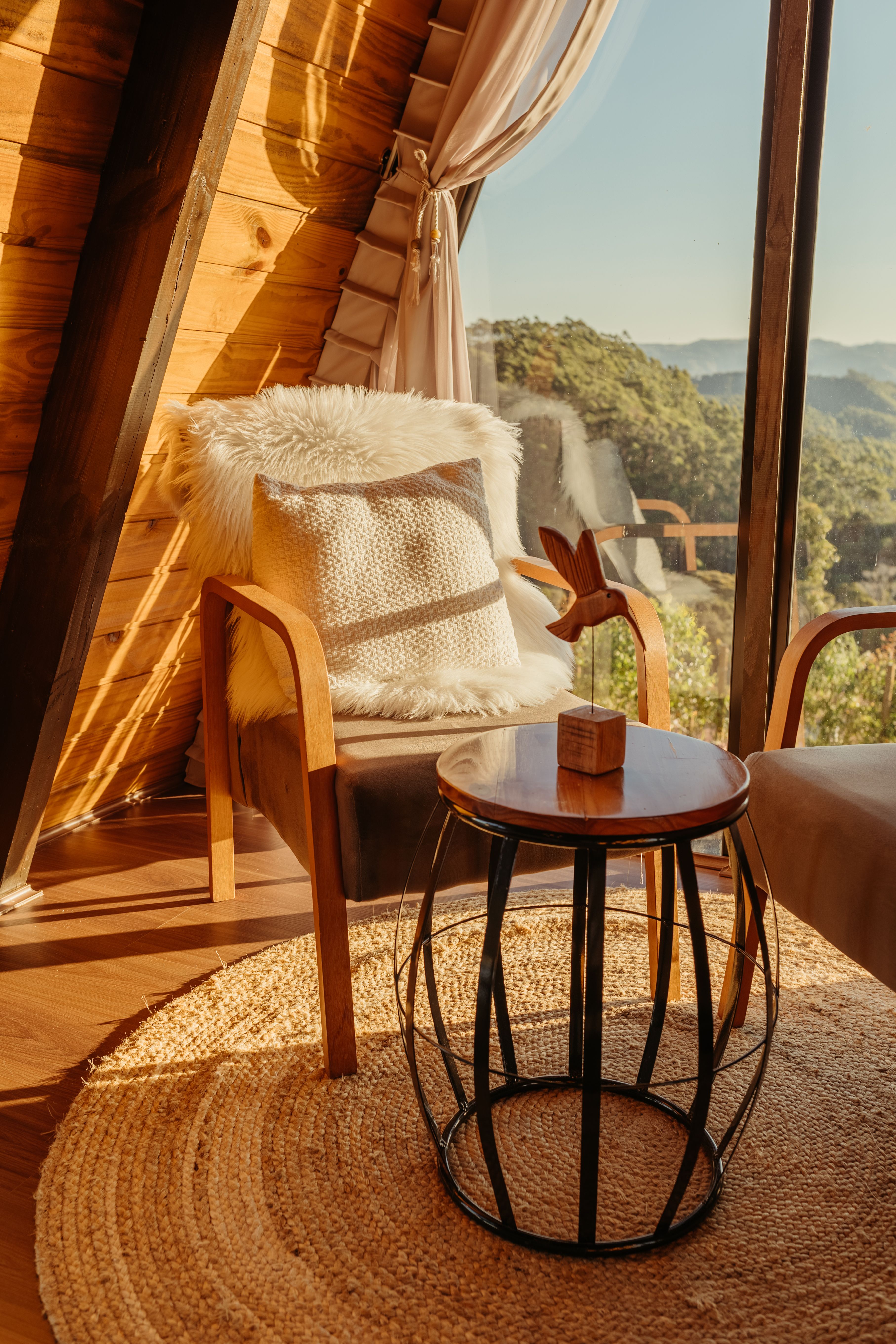 Curated visual reference: Rustic Apartments With Mountain Views Reference: Cozy Seats In Rustic Apartment