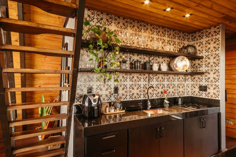 Glossy Backsplash