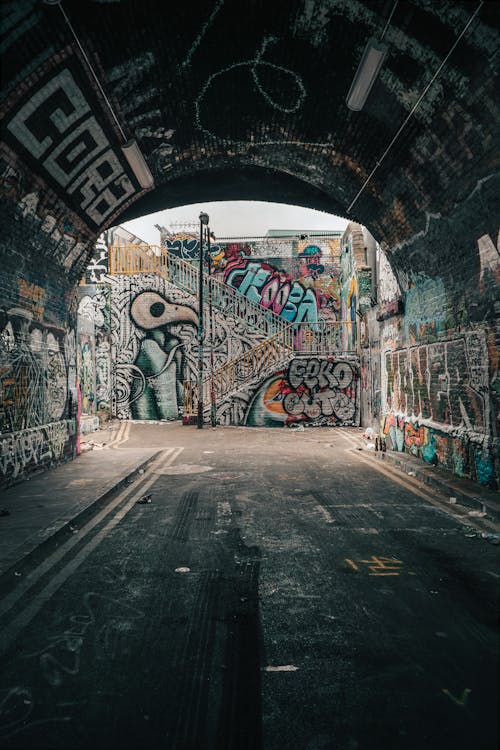 Gratis stockfoto met beton, doorgang, graffiti