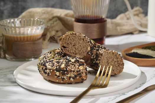 Multigrain With Raisins Bagel