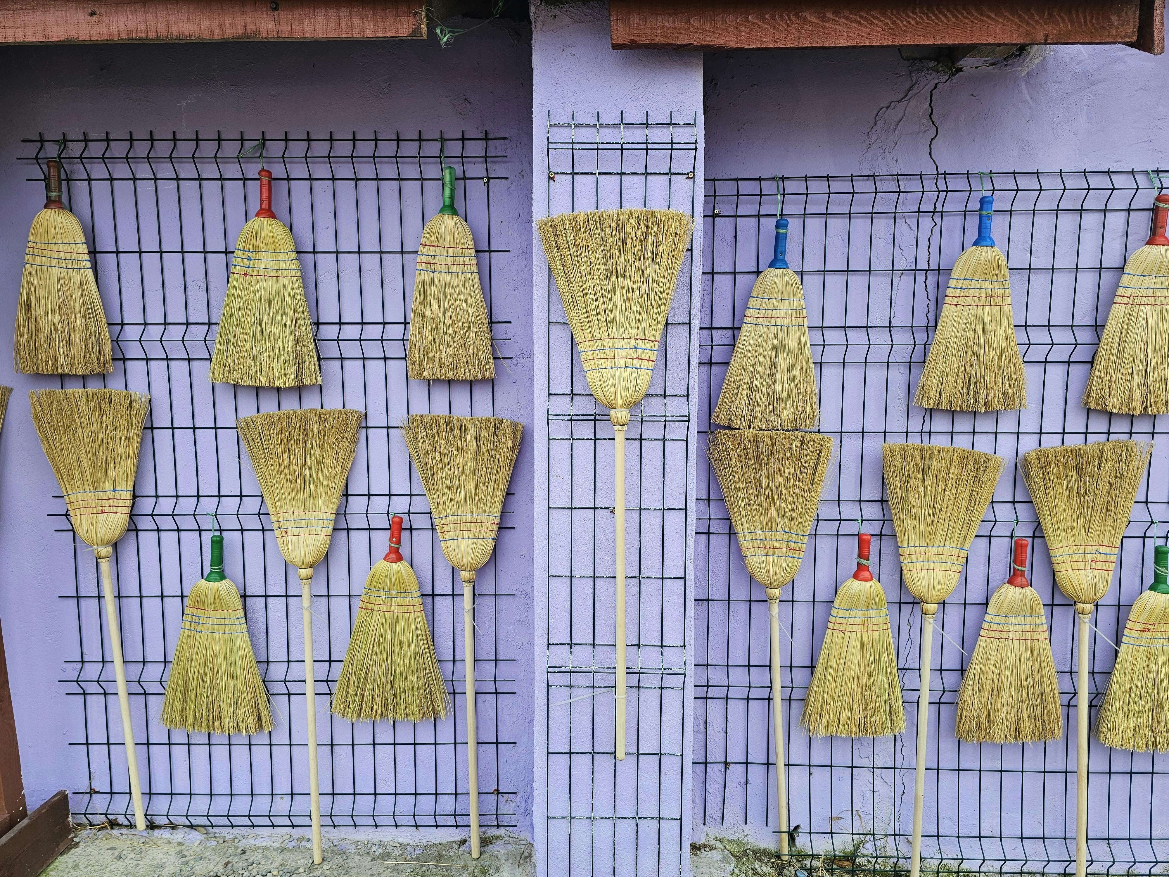 cleaning organization — Photo by Vera Krumova on Pexels