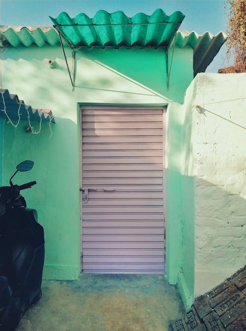 ドア, 緑色の背景, 青の無料の写真素材