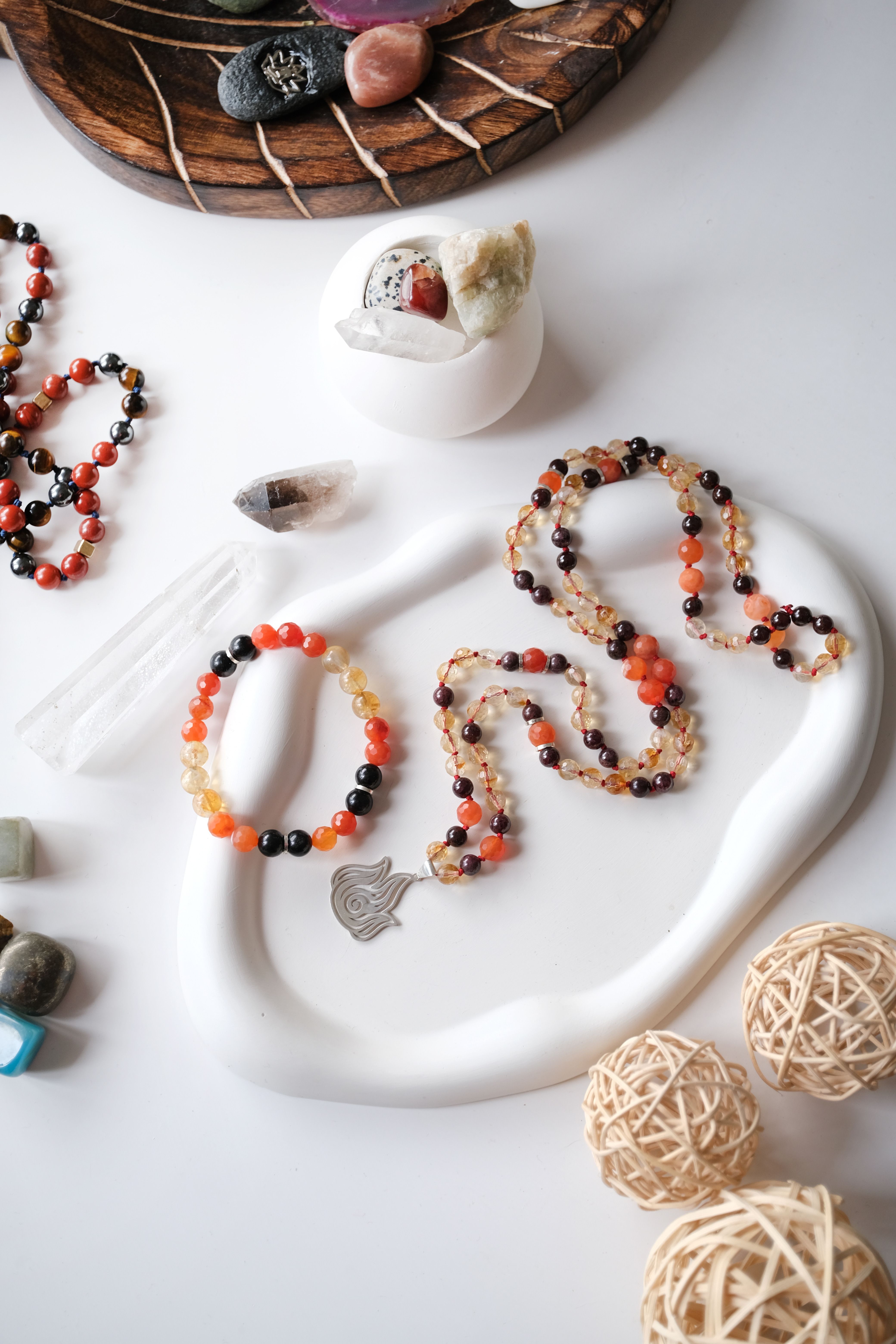Healing crystal bracelets and gemstone necklaces Jabalpur