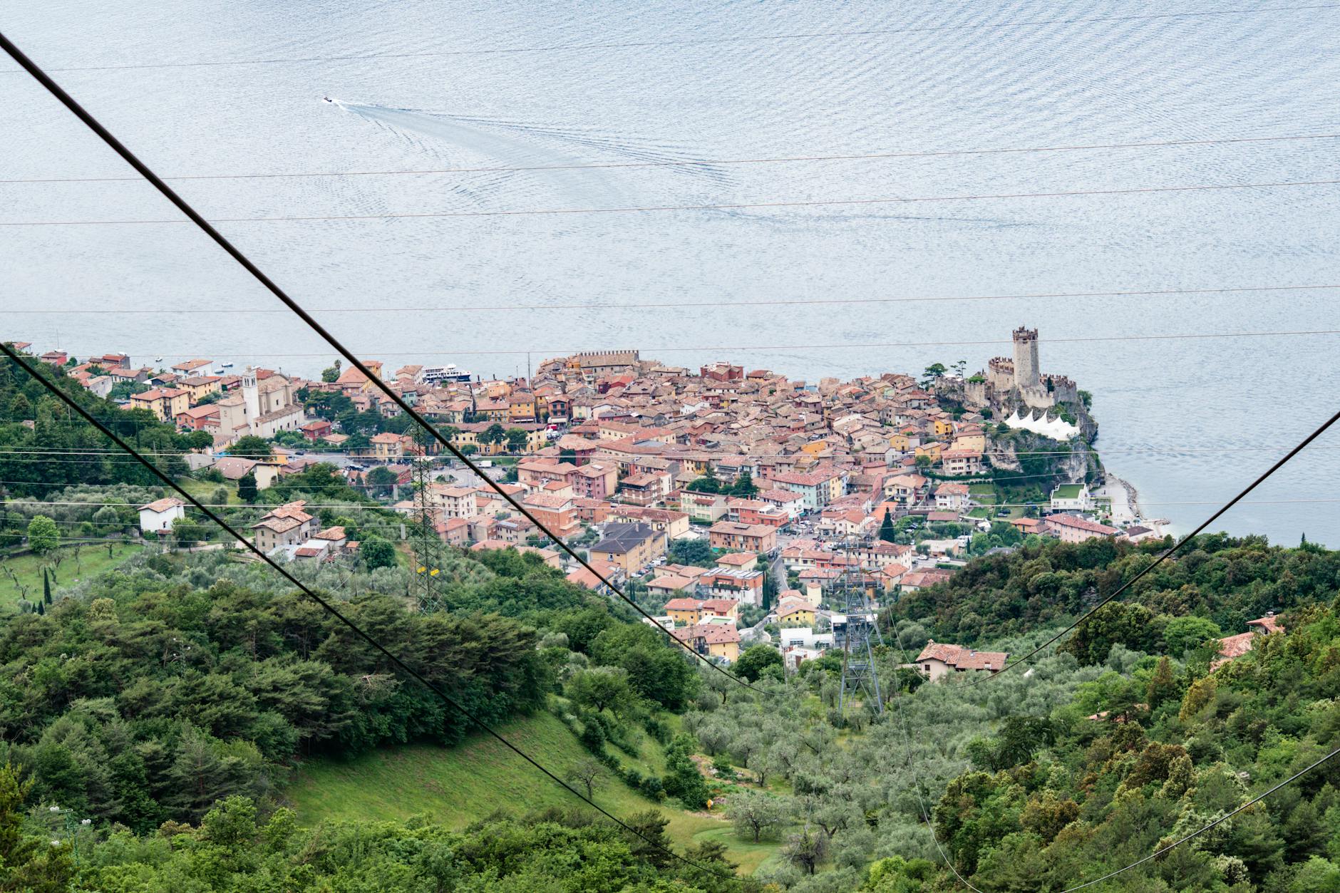 Popular sights in Lake Garda Landmarks in Lake Garda