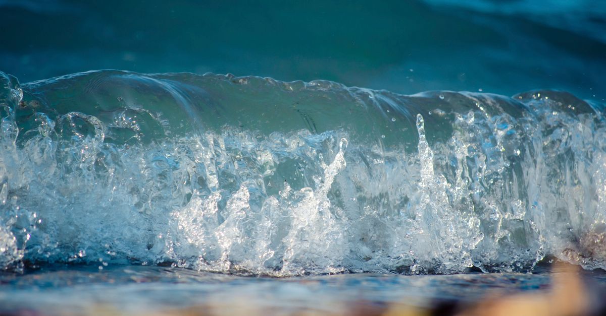 Embrace a Wave of Emotional Clarity