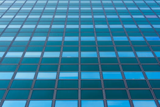 Immagine gratuita di acciaio, angolo basso, architettura