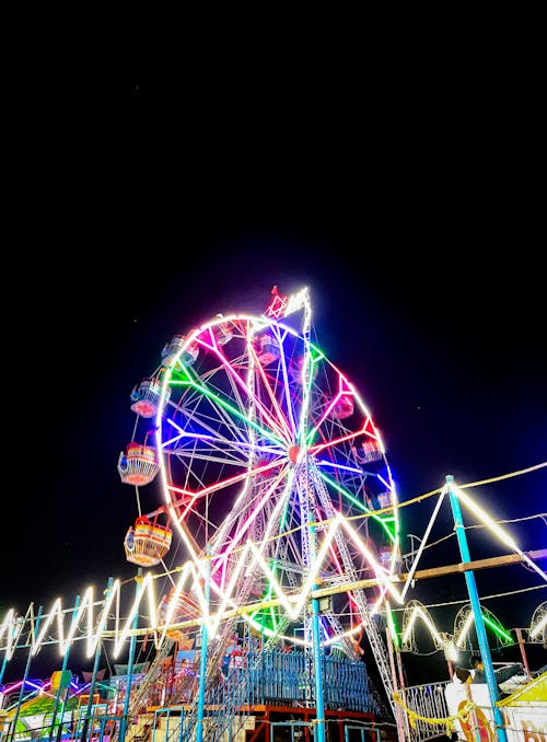 Gratis stockfoto met 's nachts, carnaval, nacht