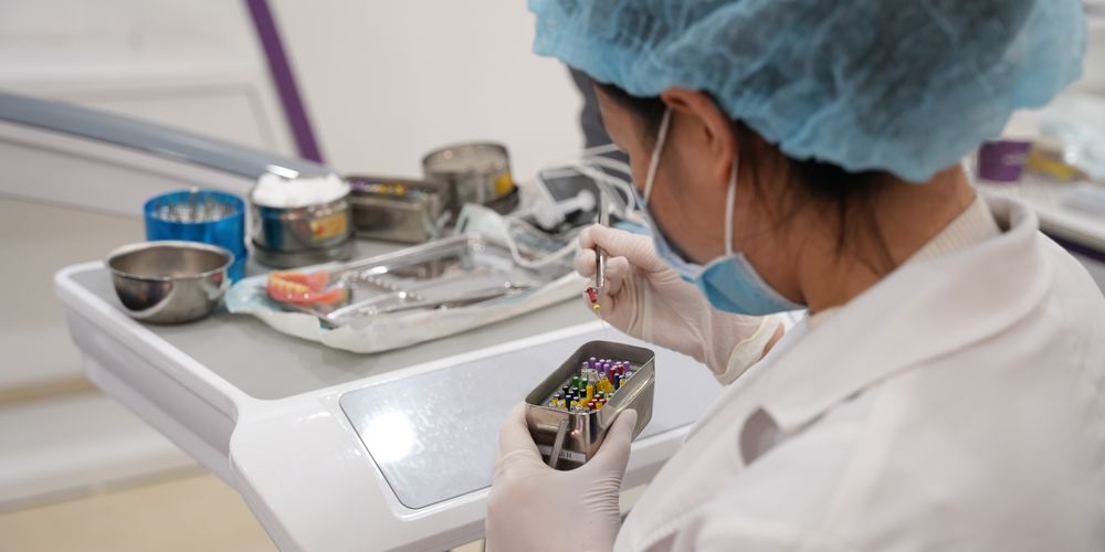 Trám răng lấy tủy giúp bảo tồn răng thật