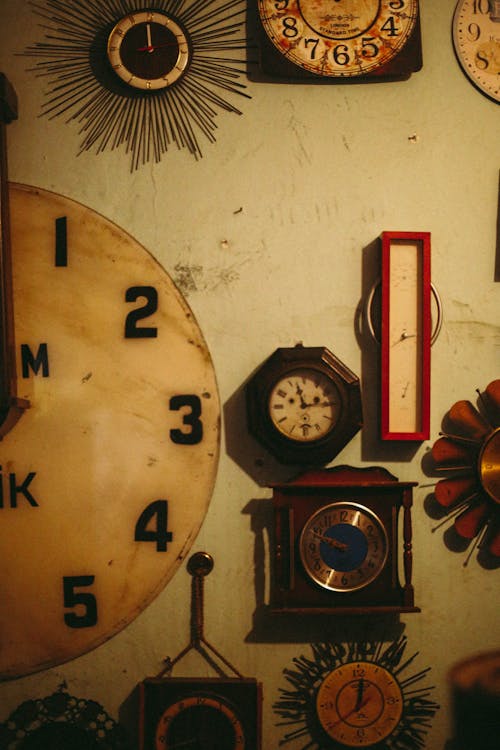 Vintage Retro Clocks