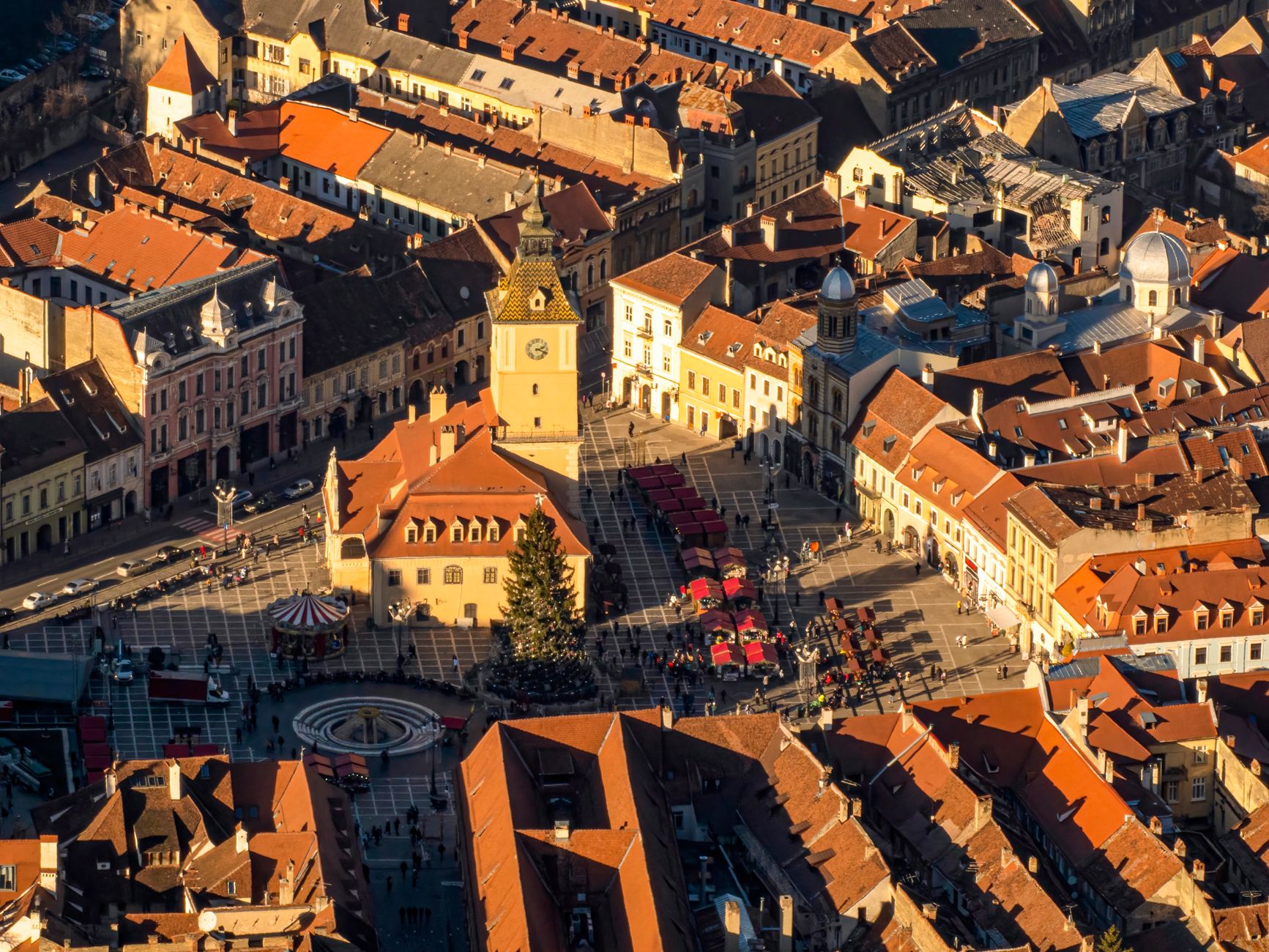 piata sfatului council square brasov romania medieval townhall buildings historic