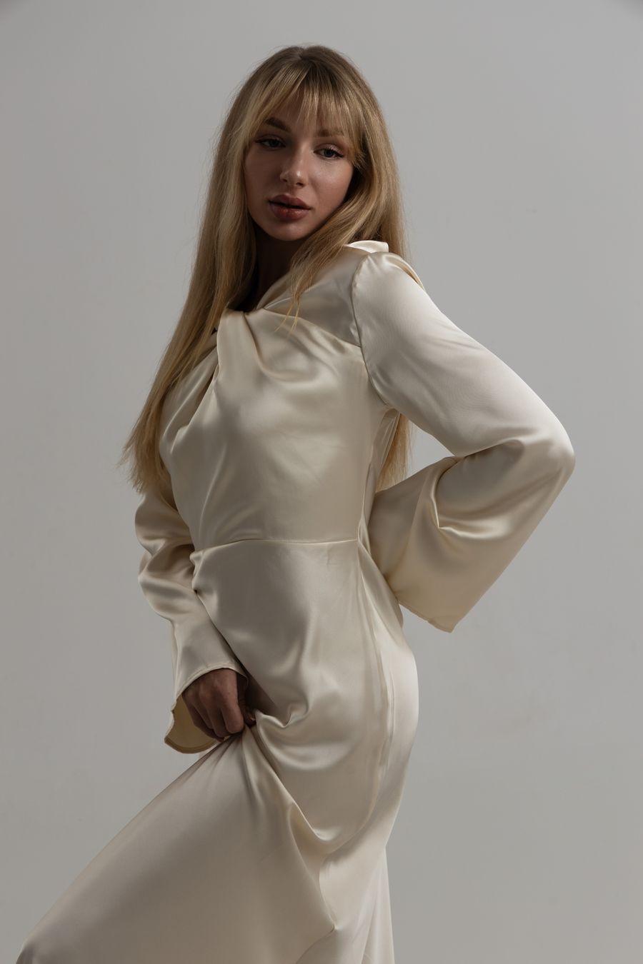 Crème Long-Sleeve Dress