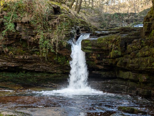 Fotobanka s bezplatnými fotkami na tému bannau brycheiniog, brecon majáky, kaskáda