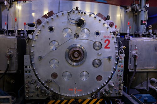 Synchrocyclotron