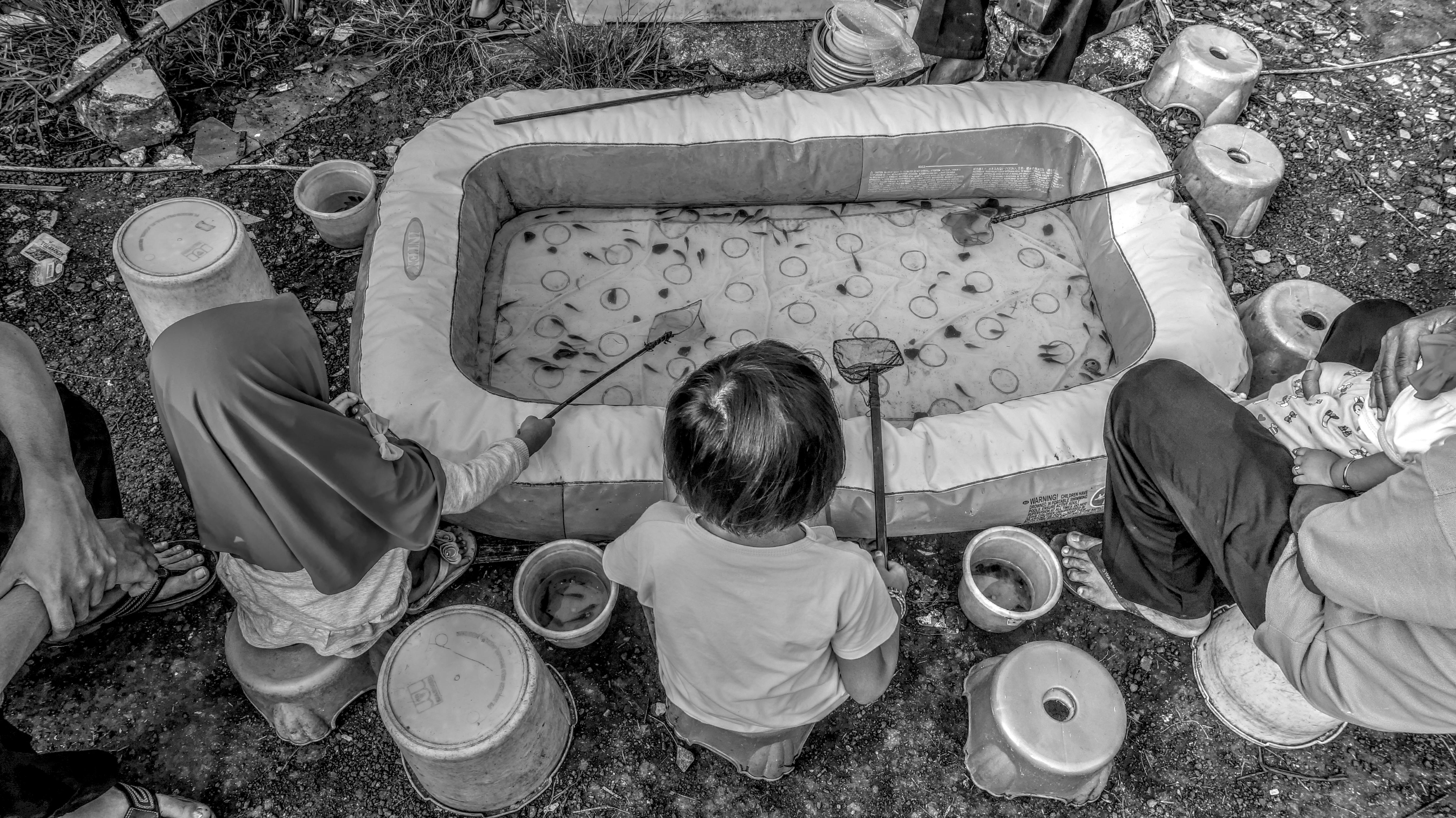 Foto Niños Stock Gratuita De CalleJugarJuguete Sobre Para SMpqUzVG
