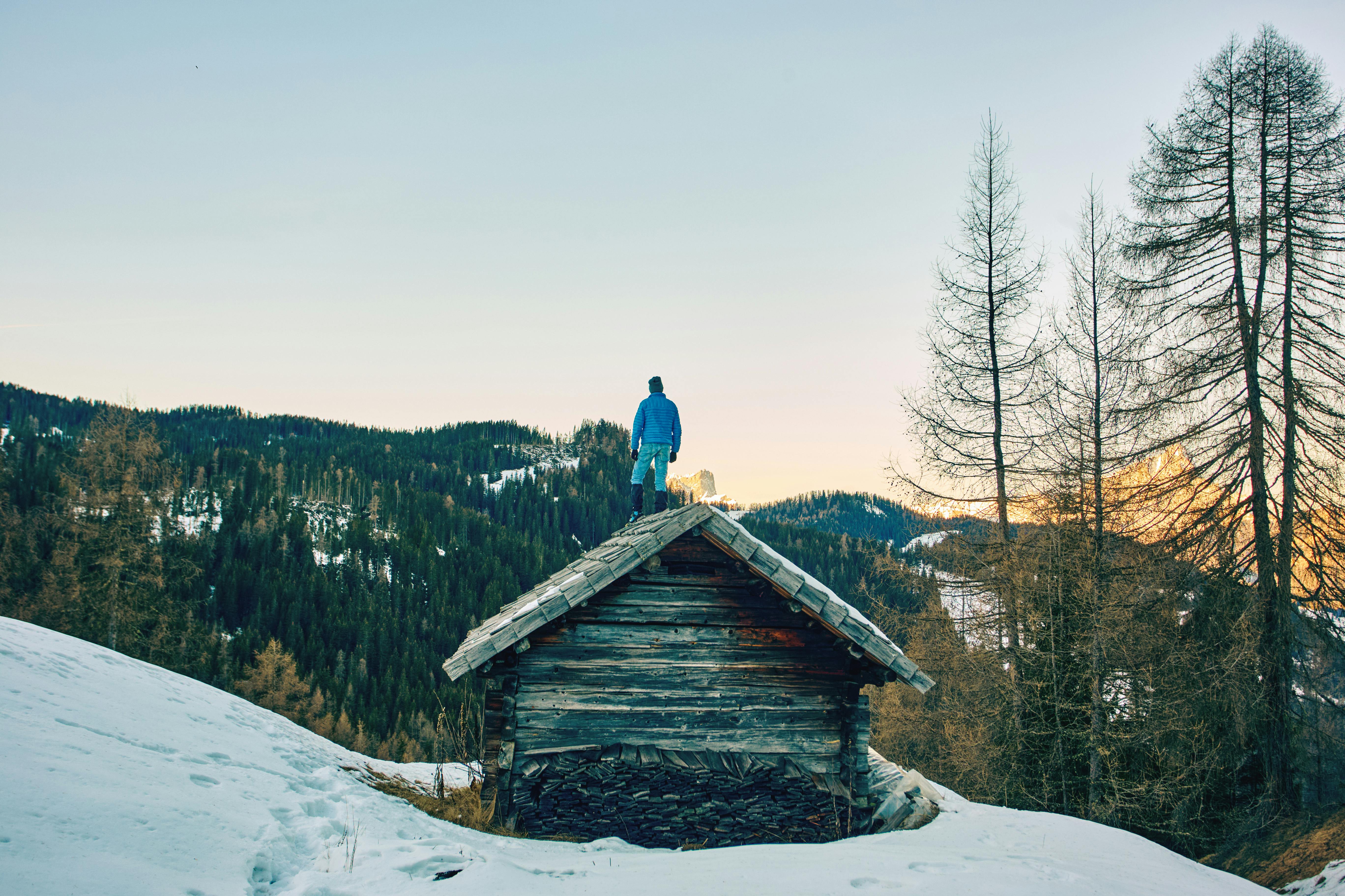 Vertiseit (Q1 Review): Look beyond volatile non-SaaS revenue — Photo by eberhard grossgasteiger on Pexels