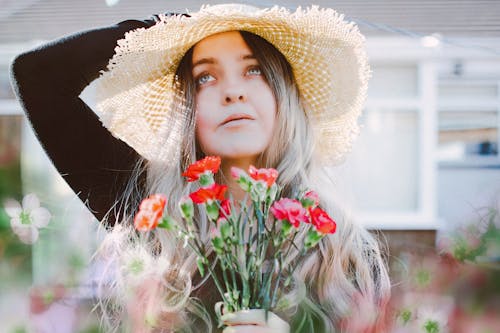 Vrouw Met Bloemen