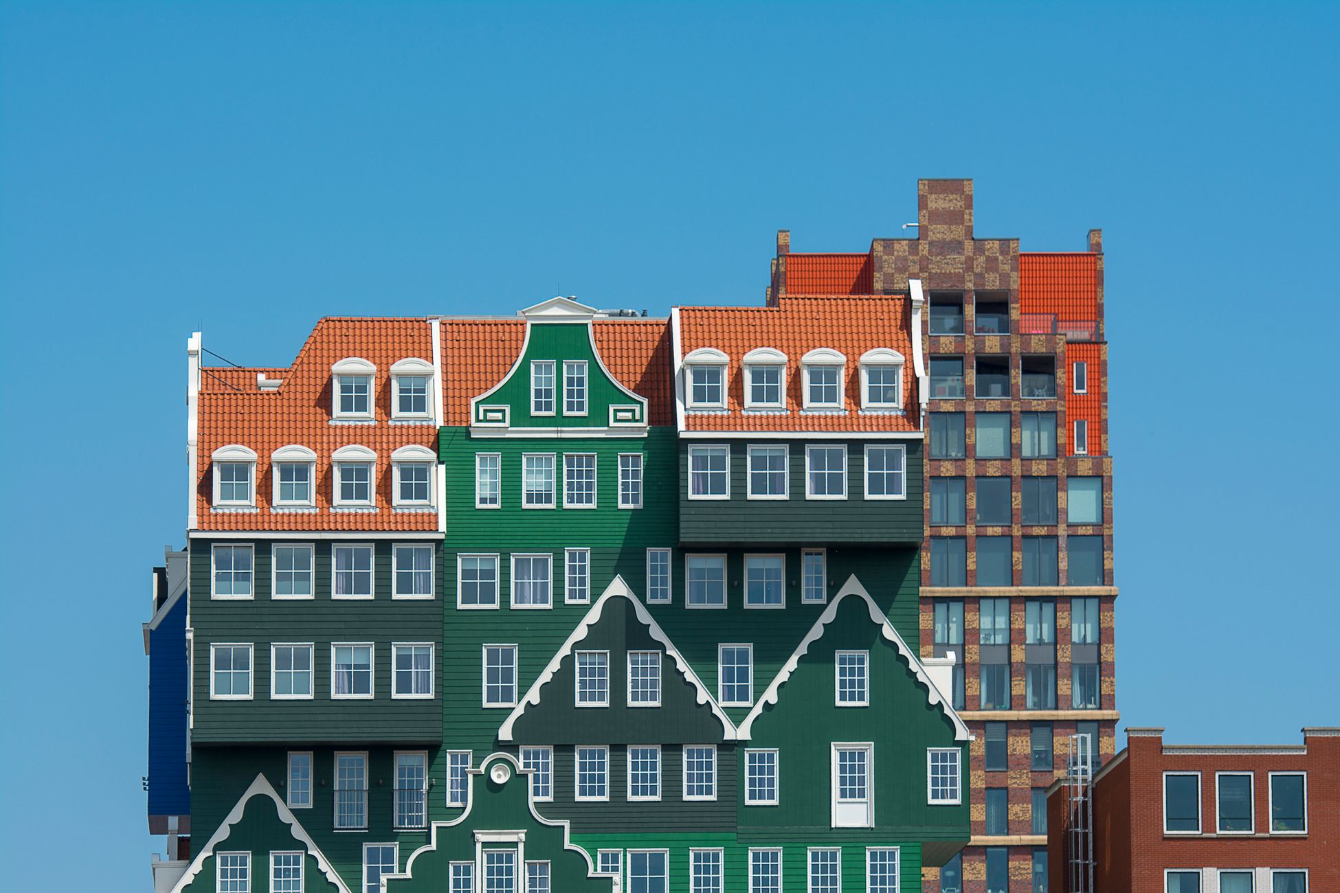 Strijd om nieuw hotel en opvang Oekraïners in Halsteren: partijen gaan om tafel