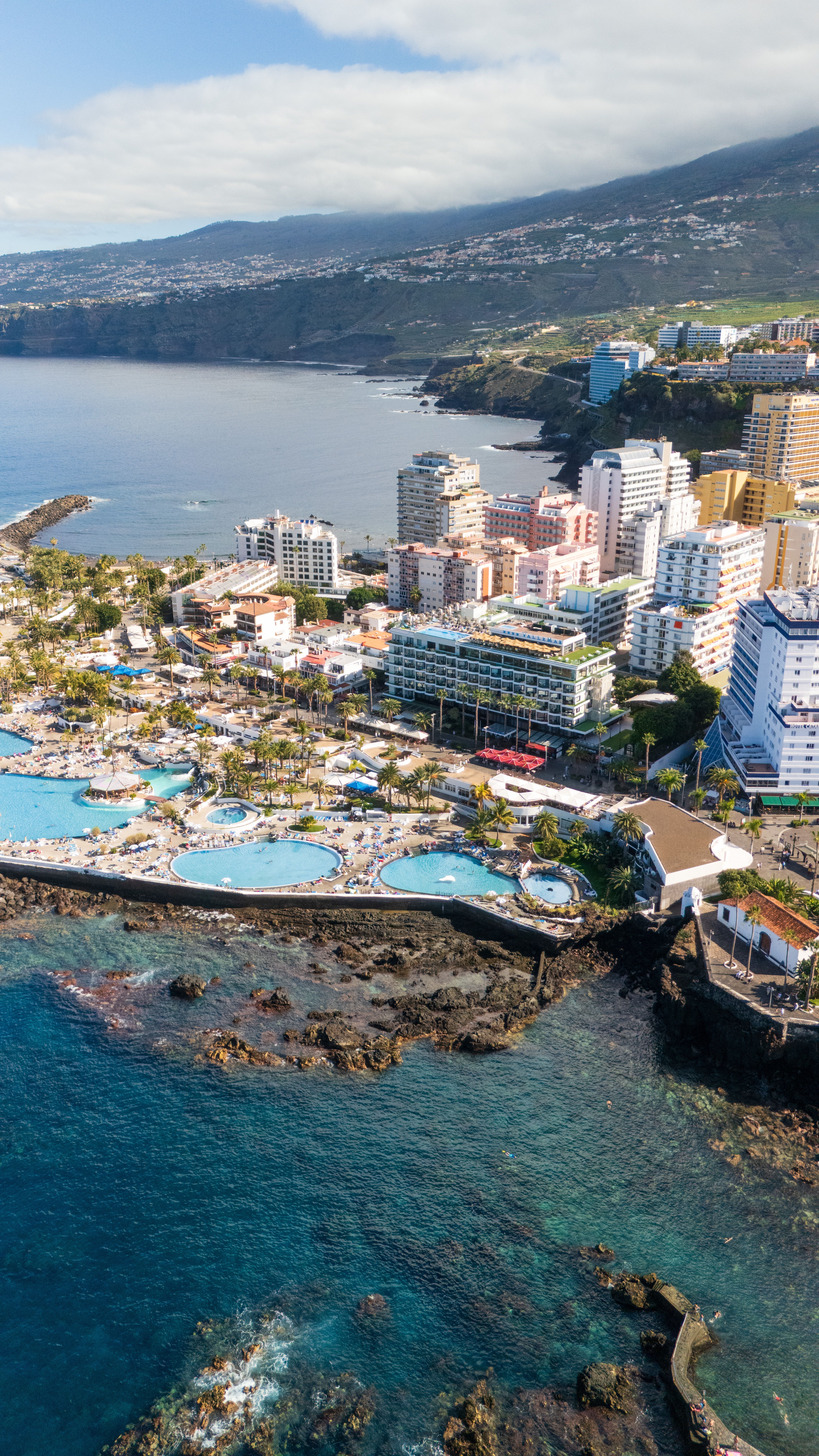 Locura total: han bajado los vuelos a Tenerife un 70%