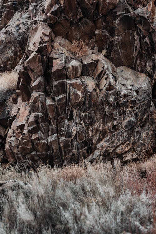 Foto d'estoc gratuïta de àrid, formació rocosa, muntanya