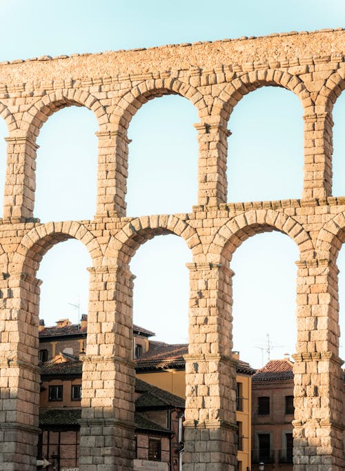 Immagine gratuita di acquedotto di segovia, antica roma, archi
