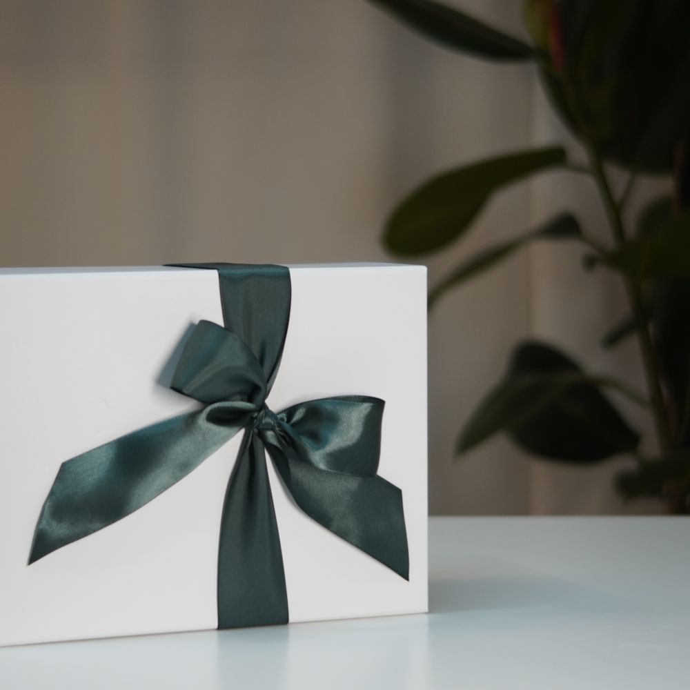 Noel Park — professional packers wrapping and boxing belongings