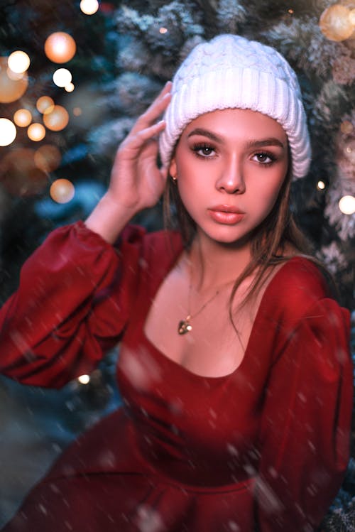 겨울, 모델, 빨간 드레스의 무료 스톡 사진