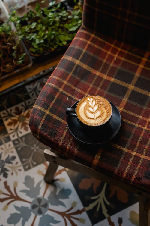 cappuccino, çekici, dikey atış içeren Ücretsiz stok fotoğraf