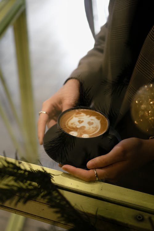 cappuccino, çekici, dikey atış içeren Ücretsiz stok fotoğraf