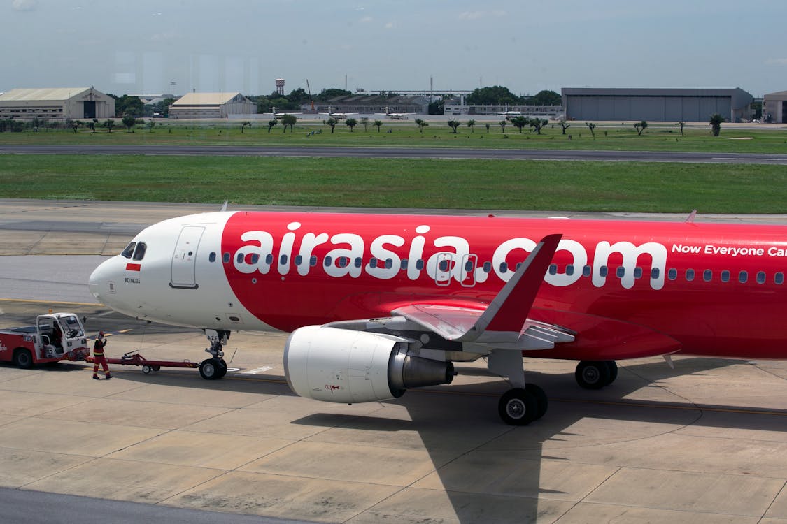 Free Commercial Airplane on the Runway Photo by Jeffry Surianto from Pexels: https://www.pexels.com/photo/commercial-airplane-on-the-runway-19804139/