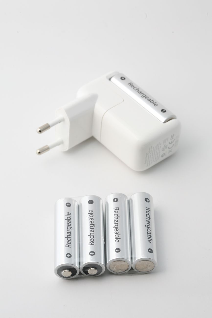 MagSafe vs Qi: Which Wireless Charging Should You Choose?