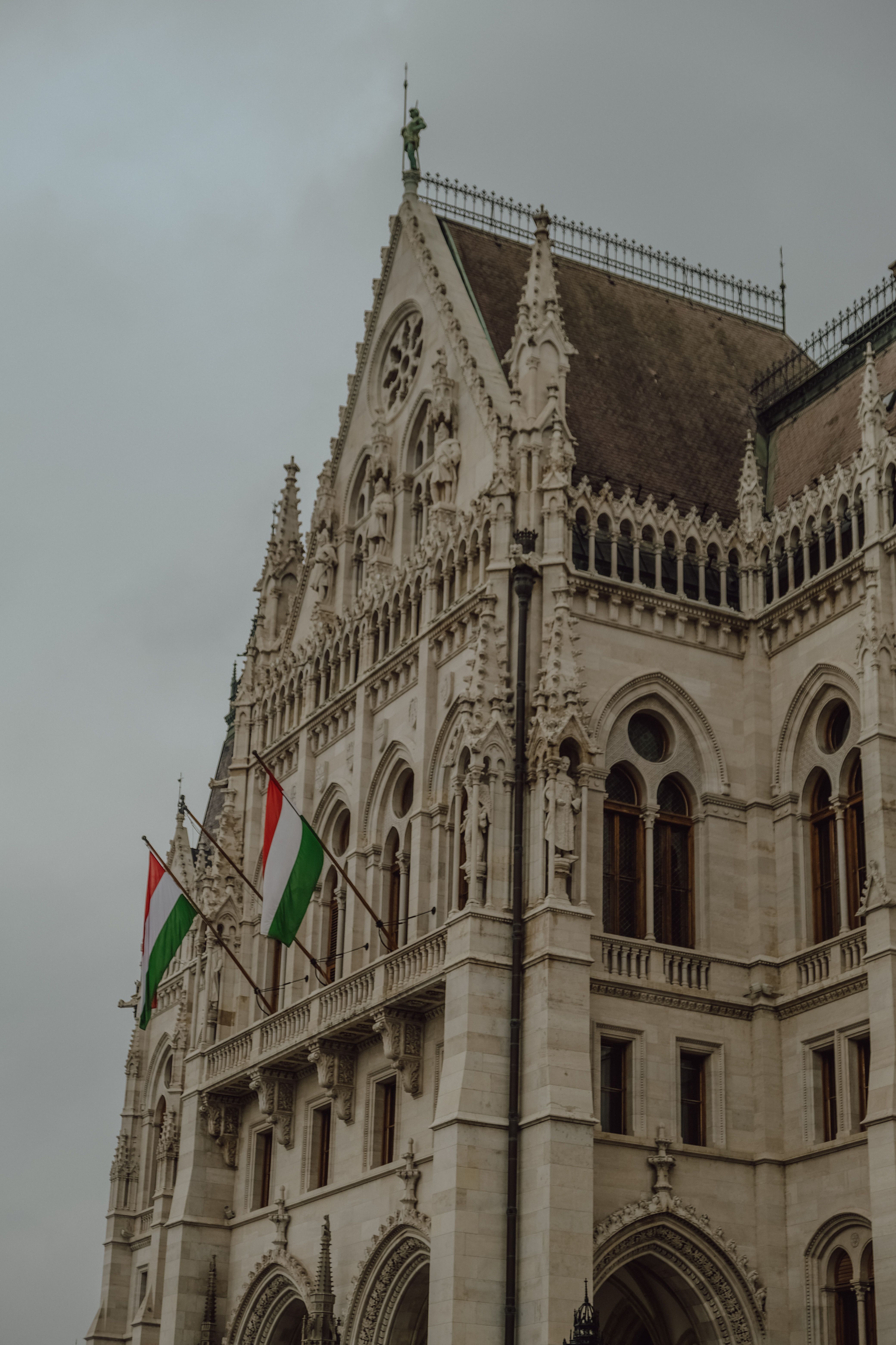 Gothic Building with Flag · Free Stock Photo