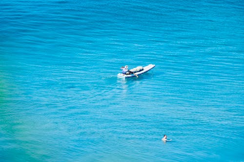 Безкоштовне стокове фото на тему «блакитна вода, веслування, вітрильний спорт»