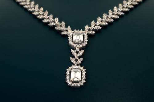Necklace with Diamonds