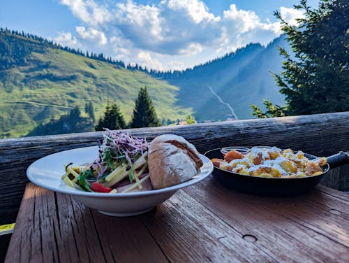 Fotobanka s bezplatnými fotkami na tému Alpy, chuť, chuť do jedla