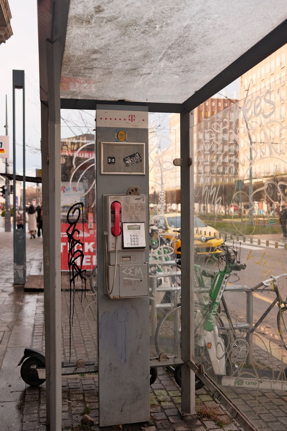 Payphone Booth on Street · Free Stock Photo
