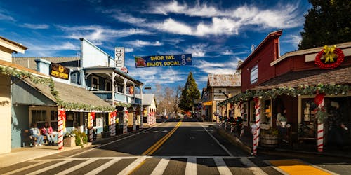 Fotos de stock gratuitas de ambiente navideño, pueblo