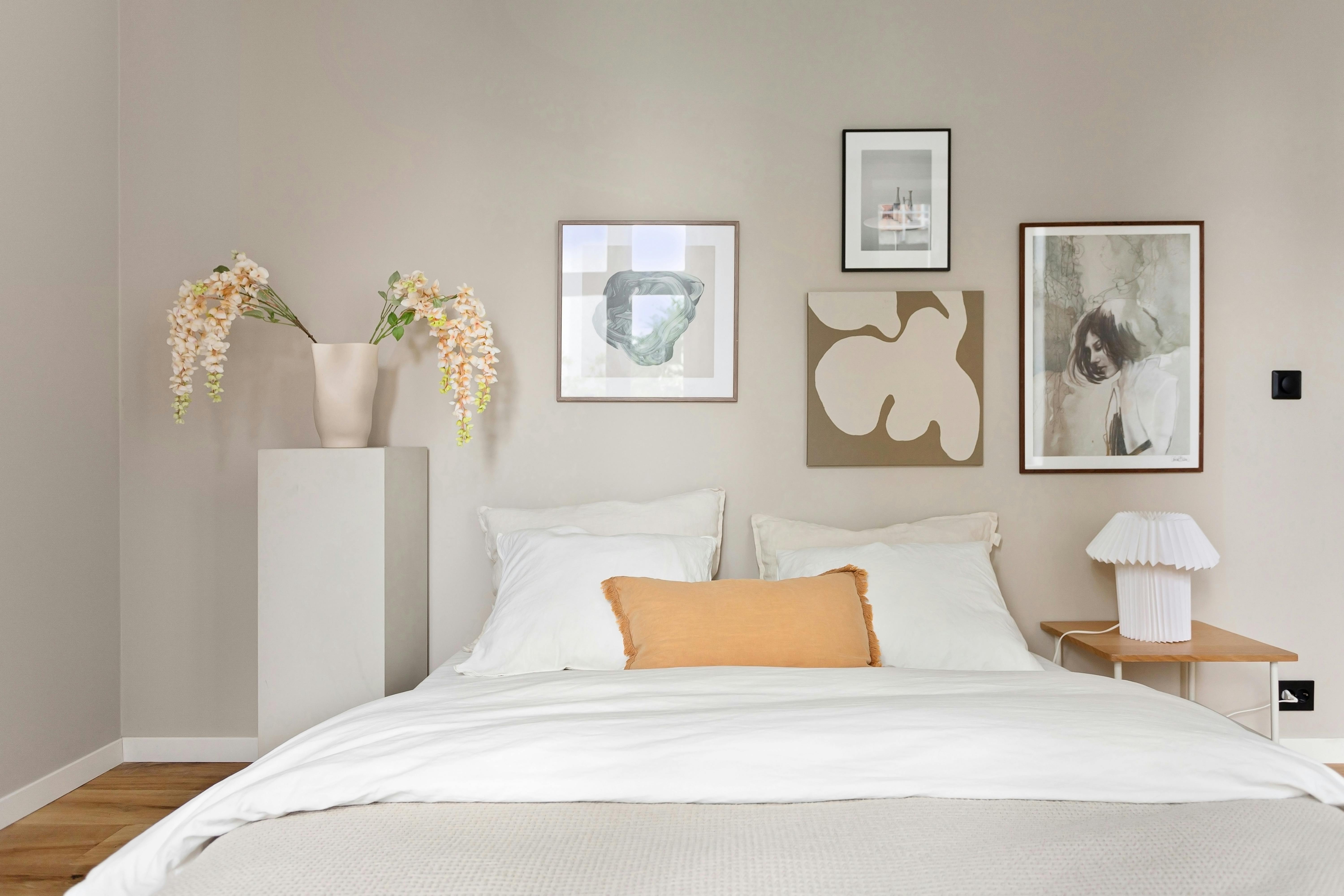 Interior of a Modern, Minimalist Bedroom · Free Stock Photo