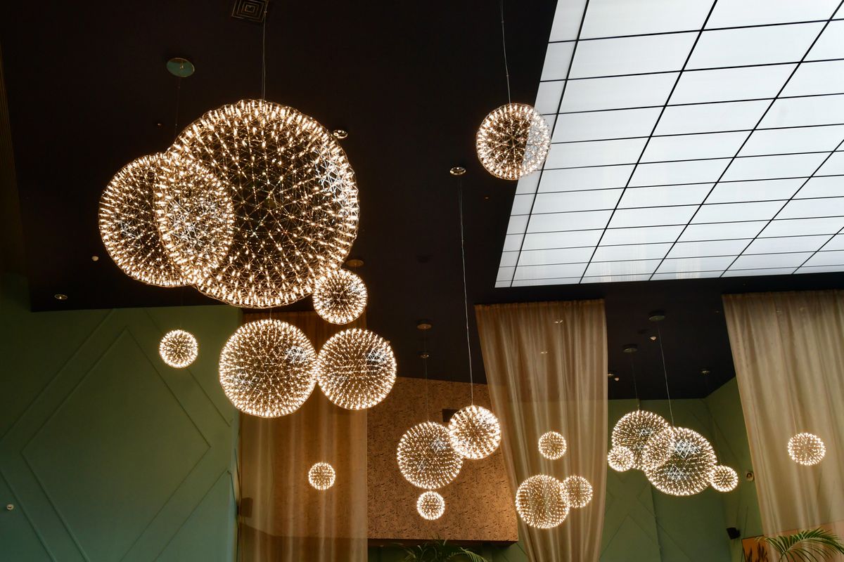 20 Bedroom Ceiling Lighting Ideas That Feel Magical Hero