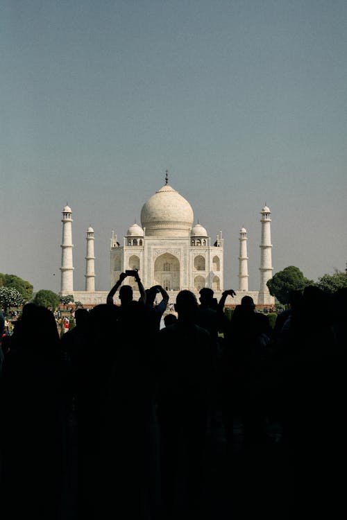 Foto profissional grátis de Taj Mahal, turistas