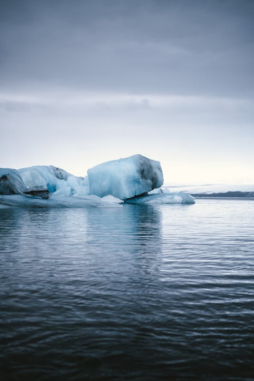 Darmowe zdjęcie z galerii z arktyczny, góra lodowa, kostka