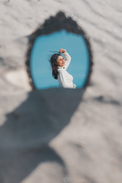 Foto profissional grátis de areia, espelho, litoral