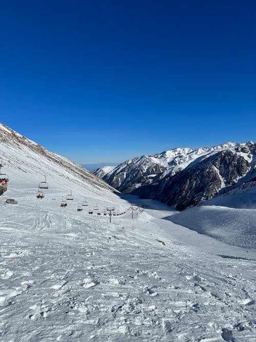 dağlar, dikey atış, kar içeren Ücretsiz stok fotoğraf